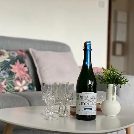 Le Gogh - Yourhosthelper