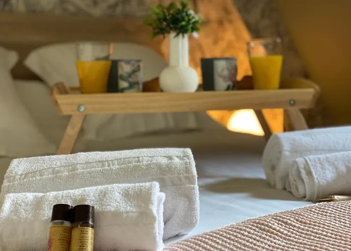 Le Gogh - Yourhosthelper